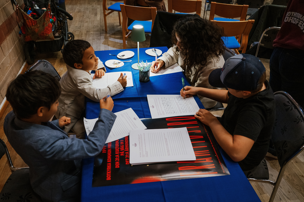 Skrivstuga med Vår framtid.